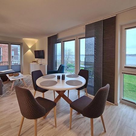 Ferienwohnung-Pier-7 โฮวัคท์ ภายนอก รูปภาพ