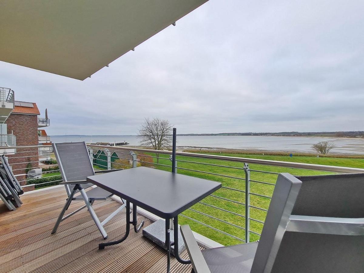 Ferienwohnung-Pier-7 โฮวัคท์ ภายนอก รูปภาพ